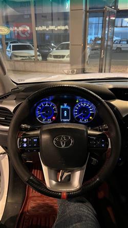 تويوتا هايلوكس